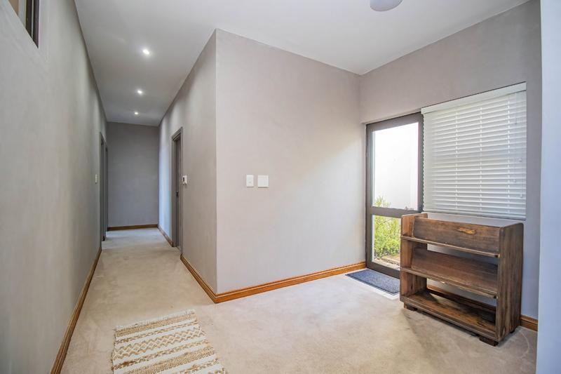 4 Bedroom Property for Sale in Pinnacle Point Golf Estate Western Cape